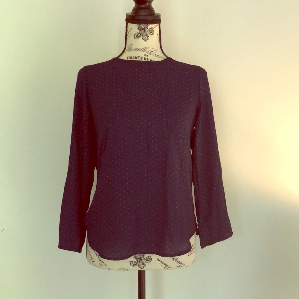 Blouse 🌴🌴TRADED🌴🌴🌴 NOT FOR SALE